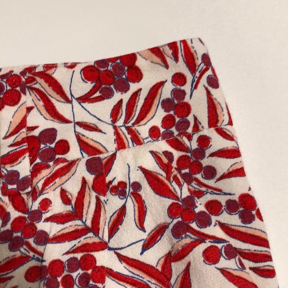 Berry Print Jack Wills Shorts - Picture 2 of 4
